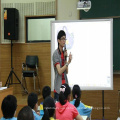 China Interactive Whiteboard Reduz a distância entre professor e aluno